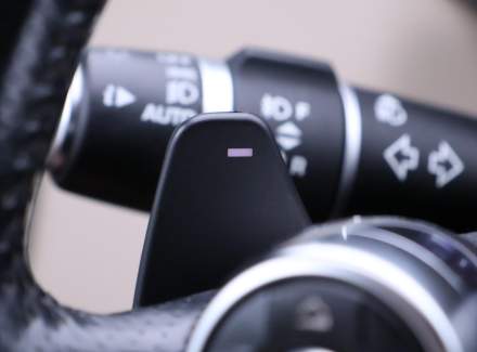 Land Rover - Range Rover