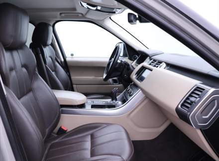 Land Rover - Range Rover