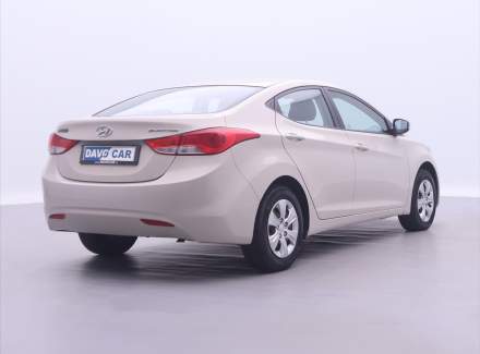 Hyundai - Elantra