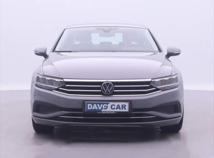 Volkswagen - Passat