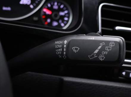 Volkswagen - Touareg