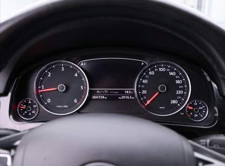 Volkswagen - Touareg