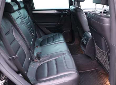 Volkswagen - Touareg