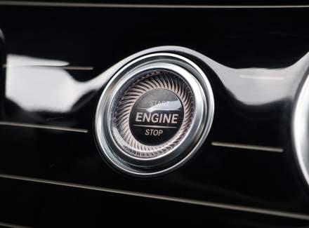 Mercedes-Benz - E-class