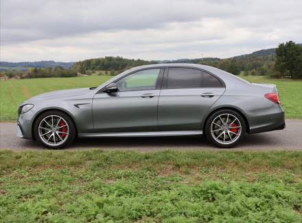 Mercedes-Benz - E-class