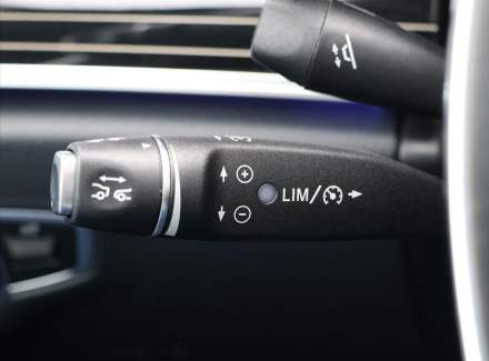 Mercedes-Benz - E-class