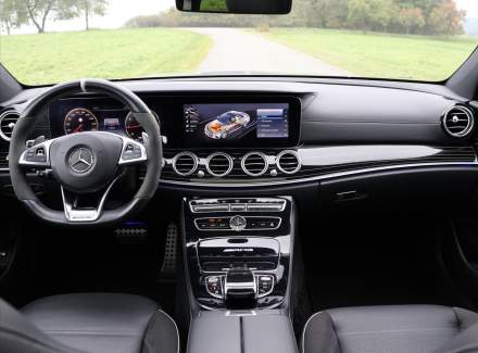Mercedes-Benz - E-class