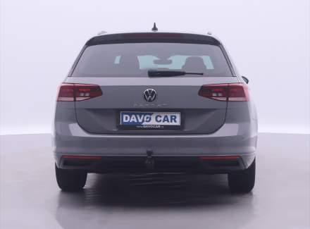 Volkswagen - Passat