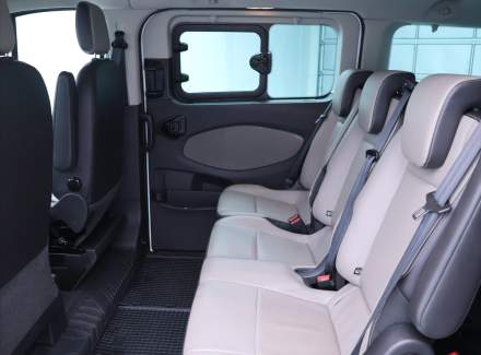 Ford - Tourneo Custom