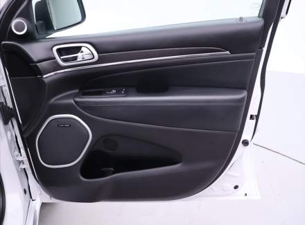 Jeep - Grand Cherokee