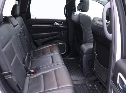 Jeep - Grand Cherokee