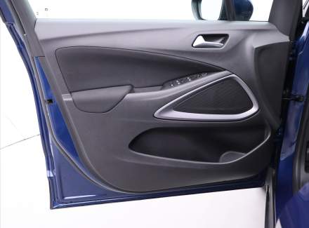 Opel - Crossland X