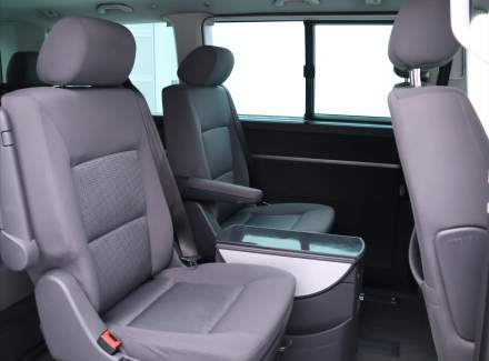 Volkswagen - Multivan