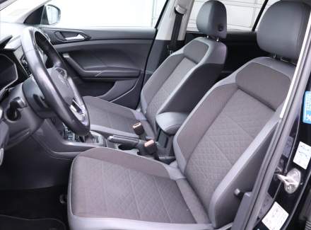 Volkswagen - T-Cross