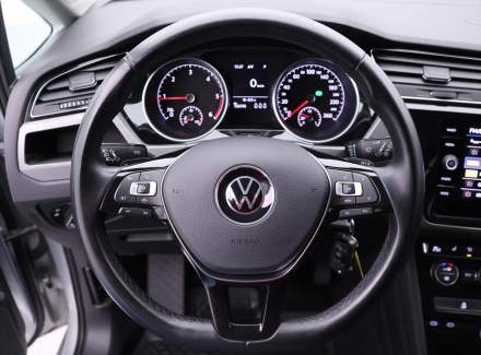 Volkswagen - Touran