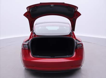 Tesla - Model 3