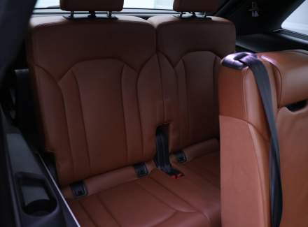 Audi - Q7