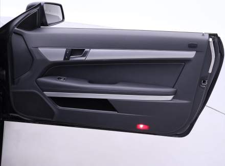 Mercedes-Benz - E-class