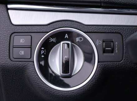 Mercedes-Benz - E-class