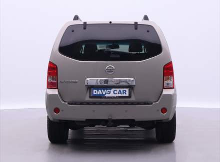 Nissan - Pathfinder
