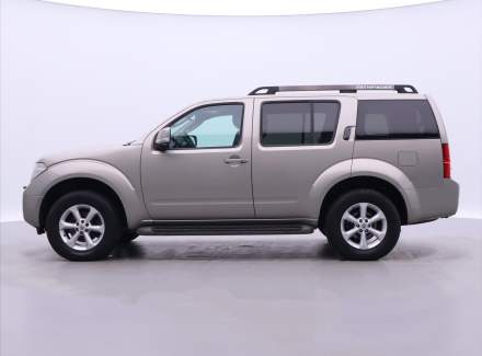 Nissan - Pathfinder