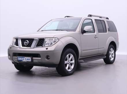 Nissan - Pathfinder