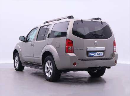 Nissan - Pathfinder