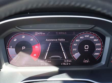 Audi - Q3