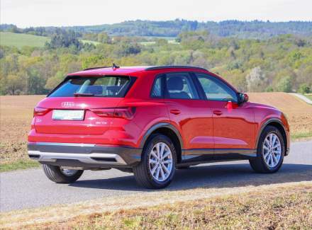 Audi - Q3