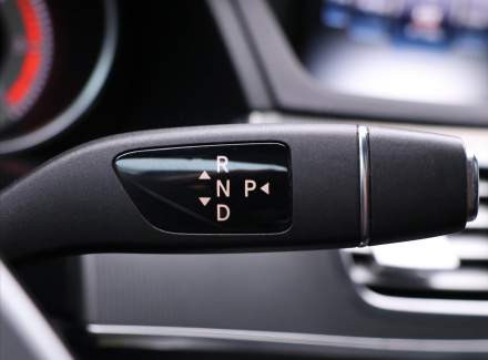 Mercedes-Benz - E-class