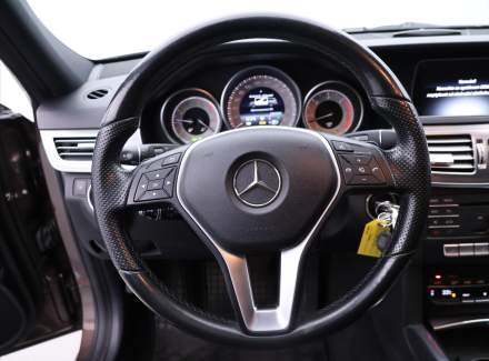 Mercedes-Benz - E-class