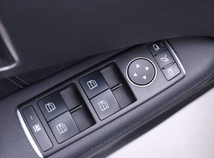 Mercedes-Benz - E-class