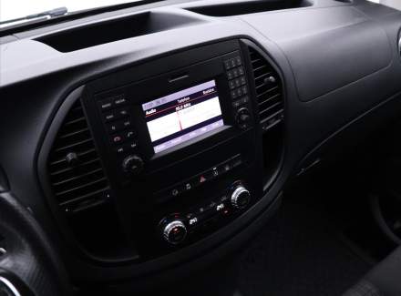 Mercedes-Benz - Vito