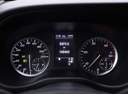 Mercedes-Benz - Vito