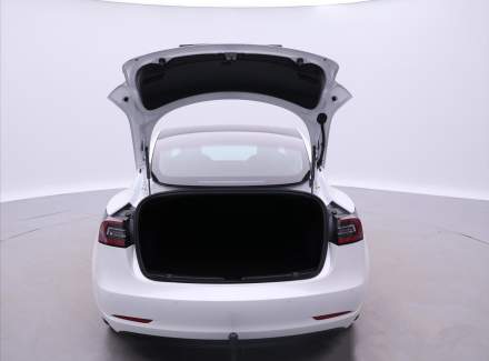 Tesla - Model 3