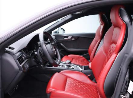 Audi - S5