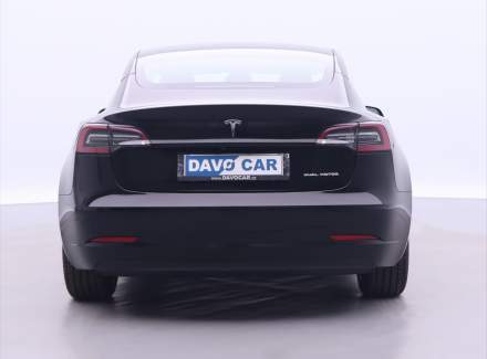 Tesla - Model 3