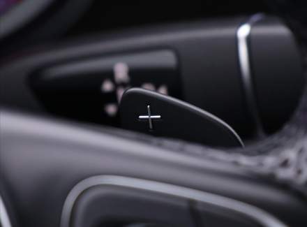 Mercedes-Benz - E-class