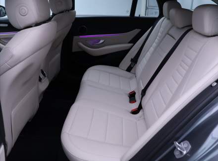 Mercedes-Benz - E-class