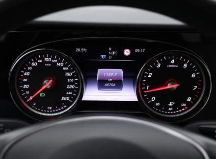 Mercedes-Benz - E-class