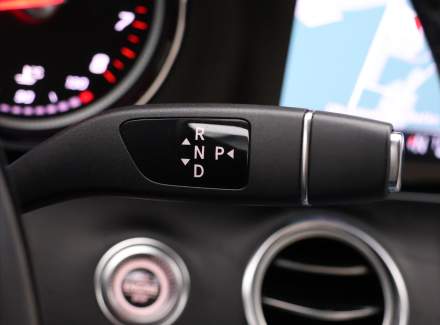 Mercedes-Benz - E-class