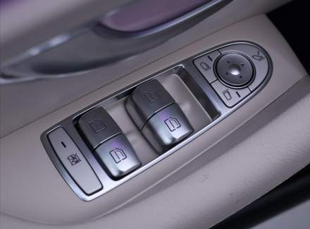 Mercedes-Benz - E-class