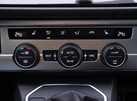 Volkswagen - Multivan