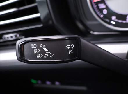 Volkswagen - Touareg