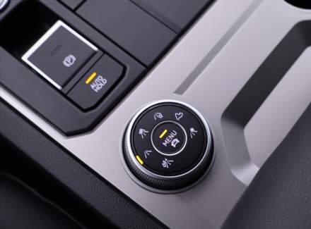 Volkswagen - Touareg