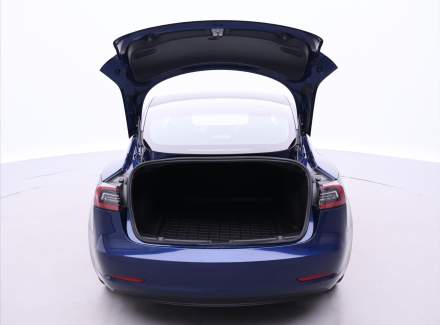 Tesla - Model 3