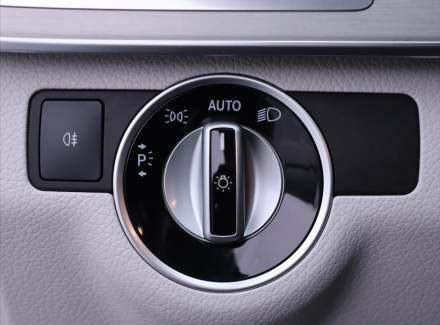 Mercedes-Benz - E-class