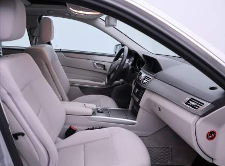 Mercedes-Benz - E-class