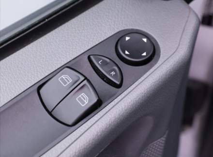 Mercedes-Benz - Vito