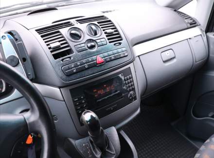 Mercedes-Benz - Vito
